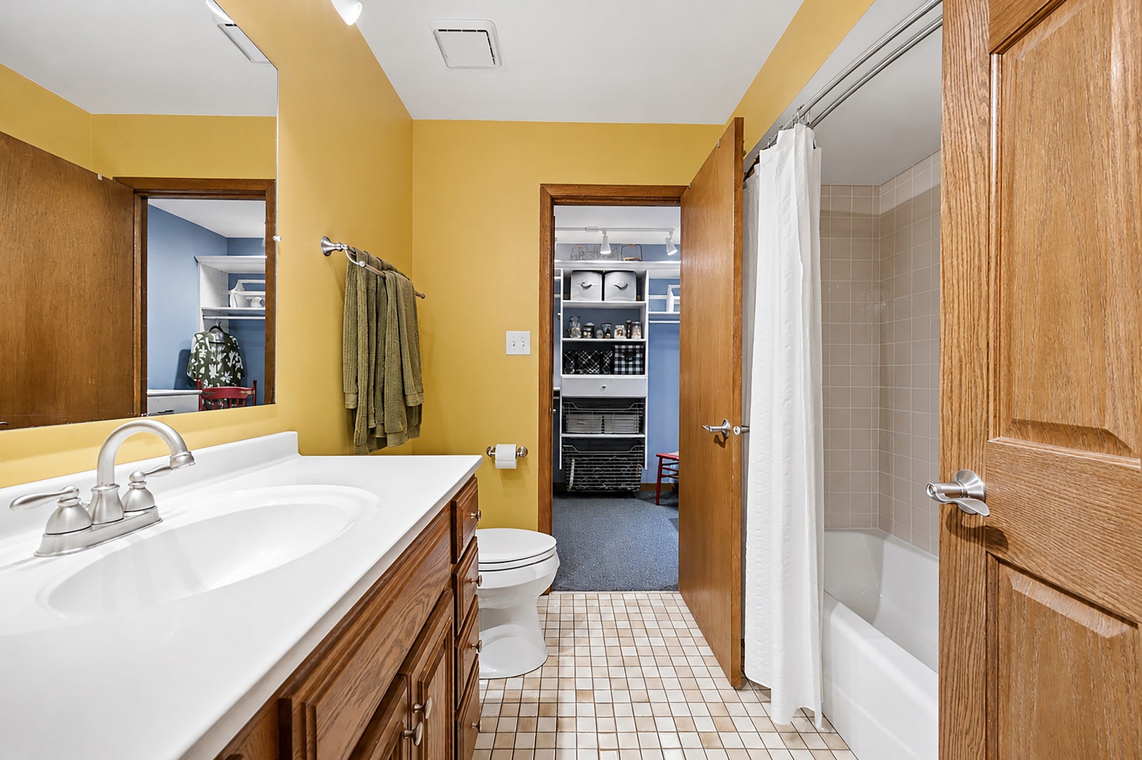 14030 Charleston Drive, Orland Park, IL 60462 14030 Charleston Drive, Orland Park, IL 60462