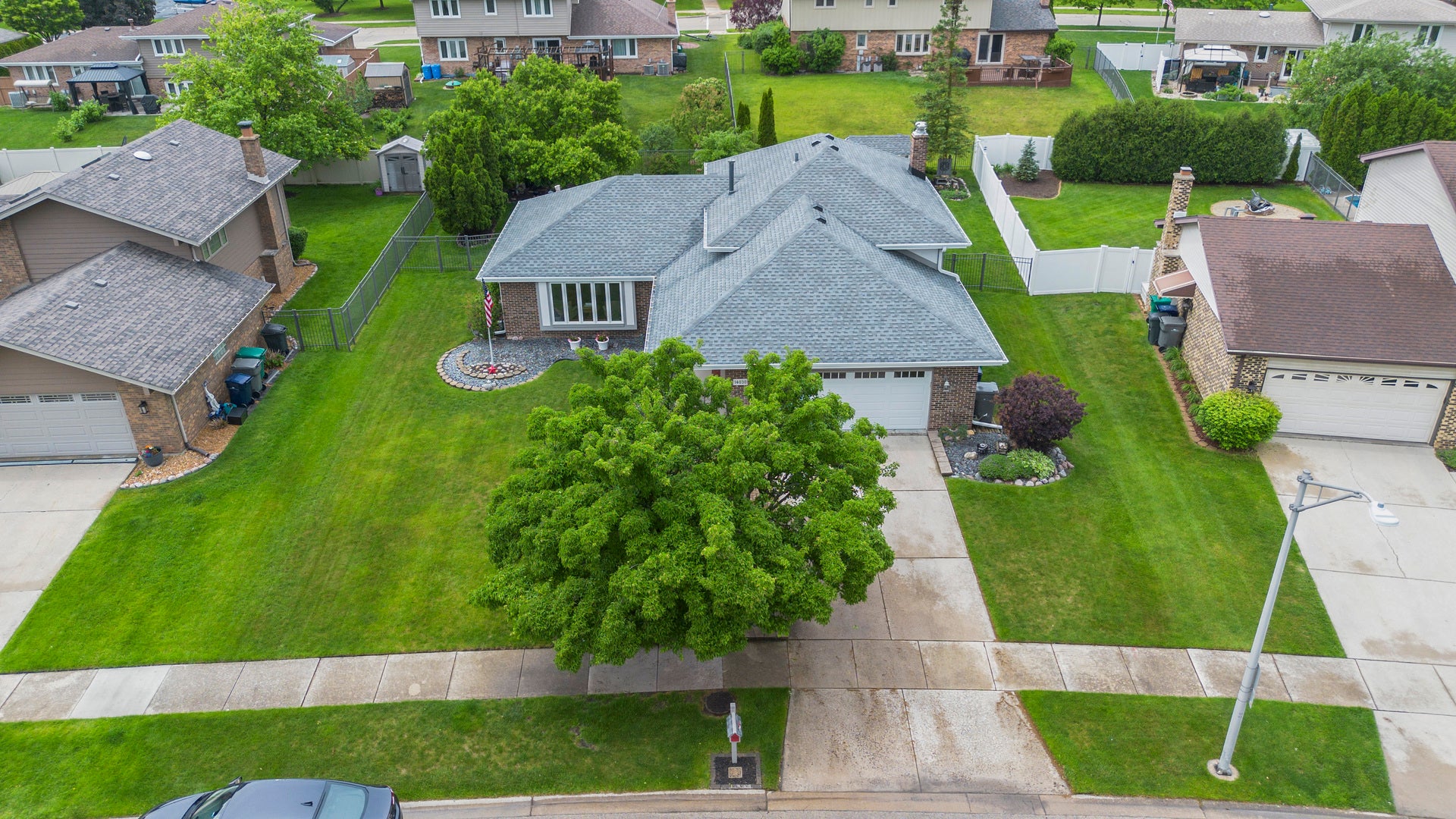 14030 Charleston Drive, Orland Park, IL 60462 14030 Charleston Drive, Orland Park, IL 60462