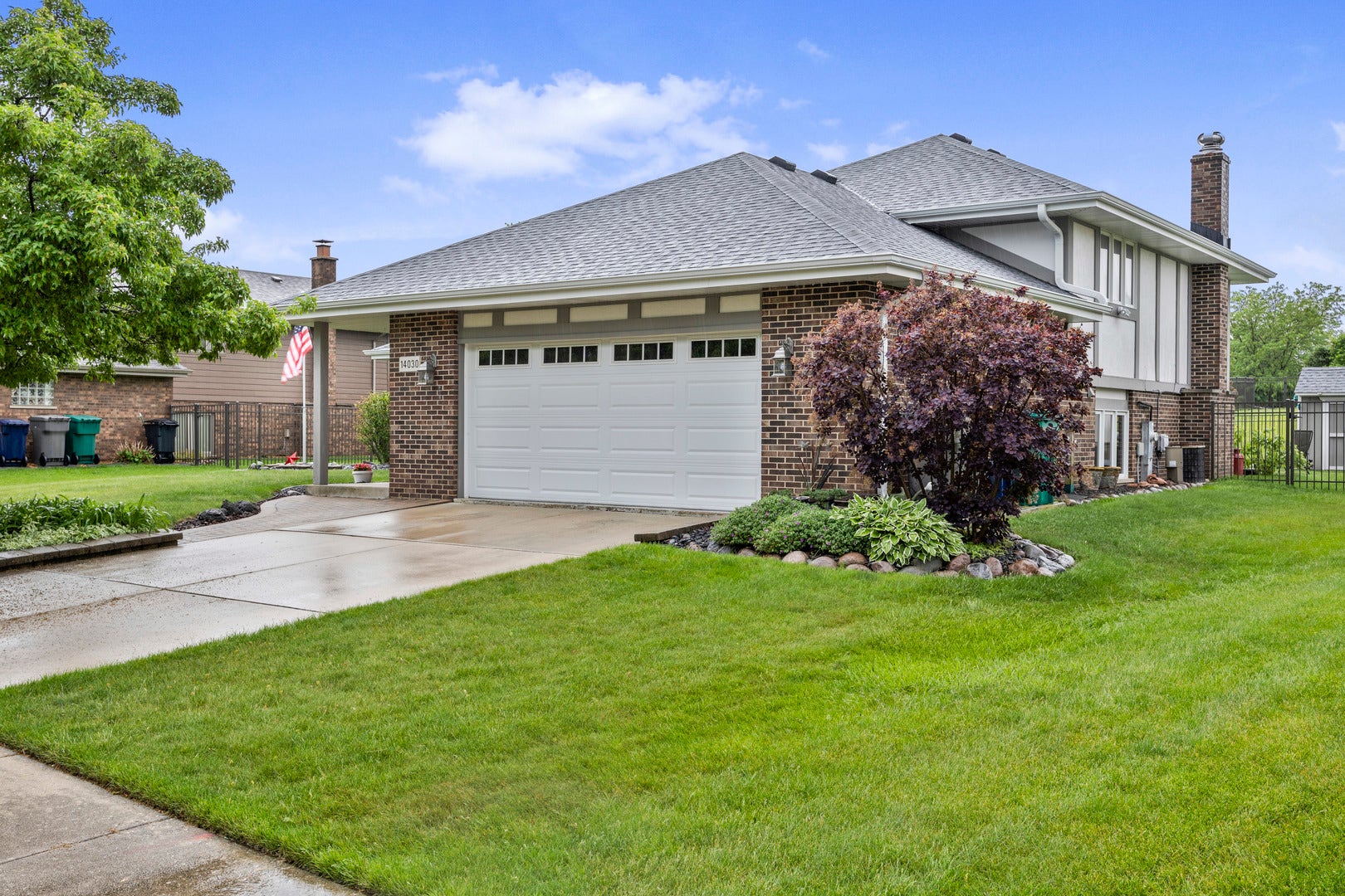 14030 Charleston Drive, Orland Park, IL 60462 14030 Charleston Drive, Orland Park, IL 60462