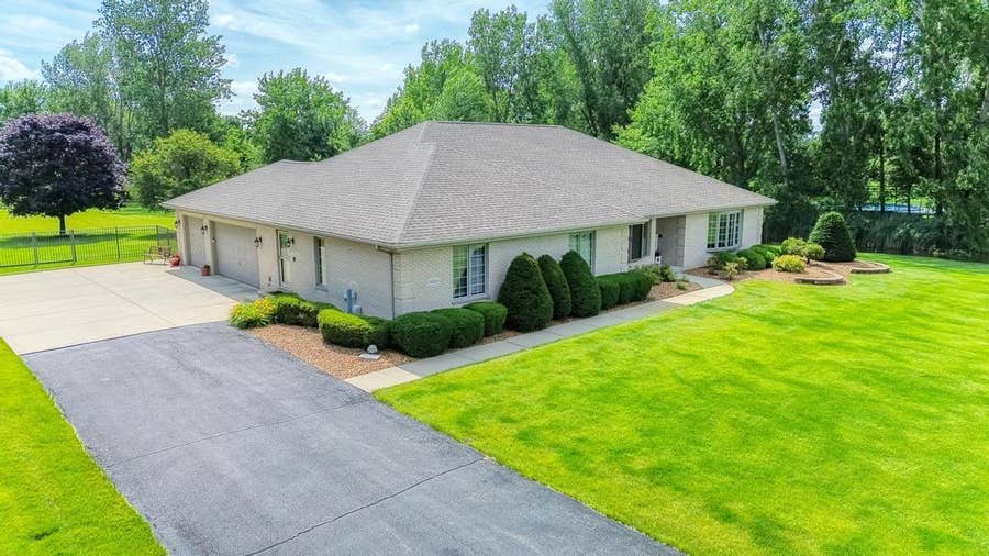 Property photo for 24031 S SCHOOLHOUSE Road, Manhattan, IL