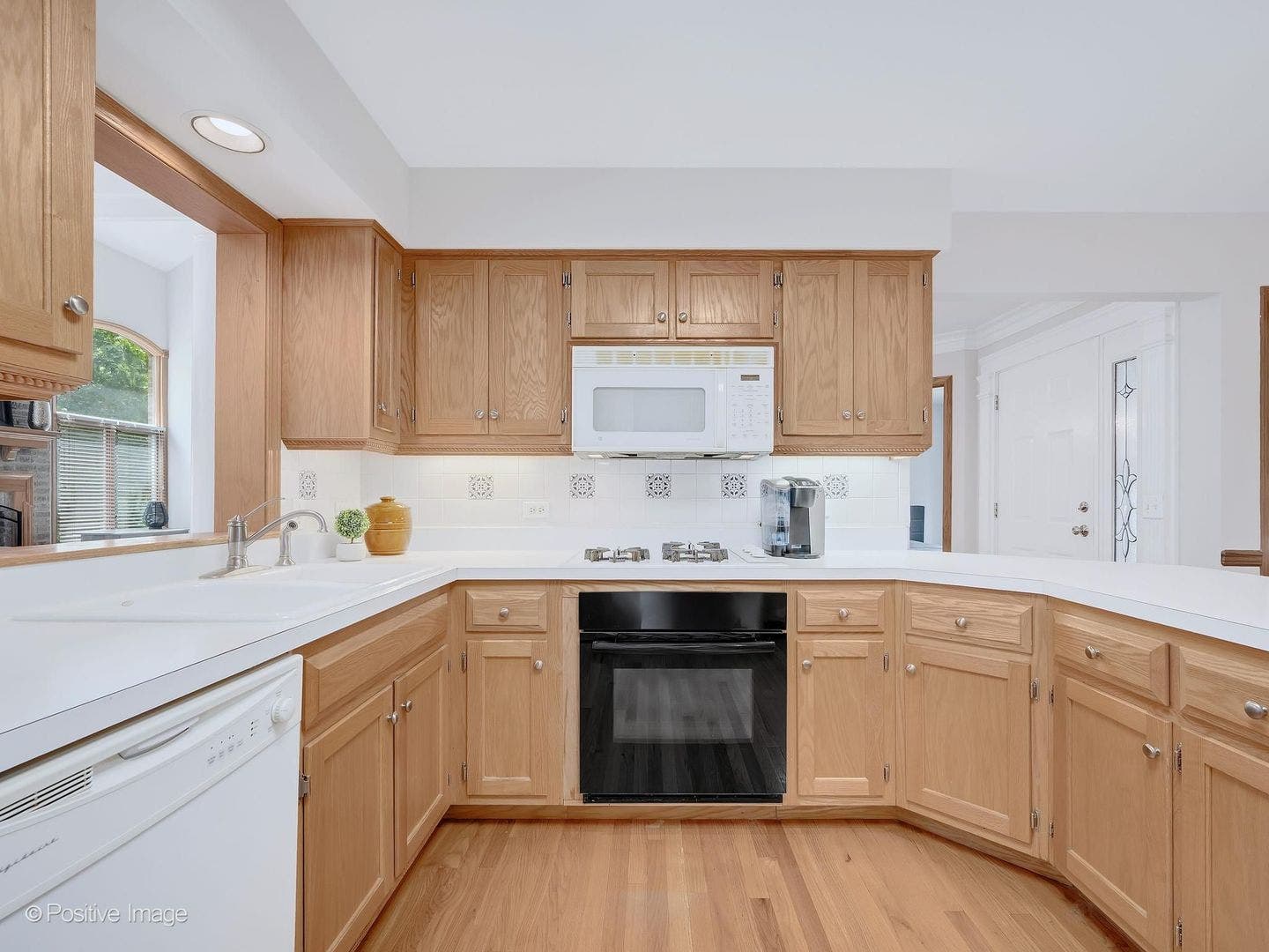 2255 Durand Drive, Downers Grove, IL 60515 2255 Durand Drive, Downers Grove, IL 60515