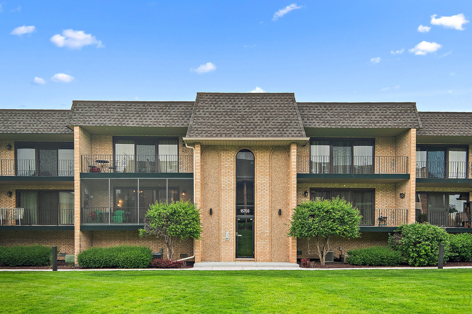 15703 Old Orchard Court, #1S, Orland Park, IL 60462 15703 Old Orchard Court, #1S, Orland Park, IL 60462