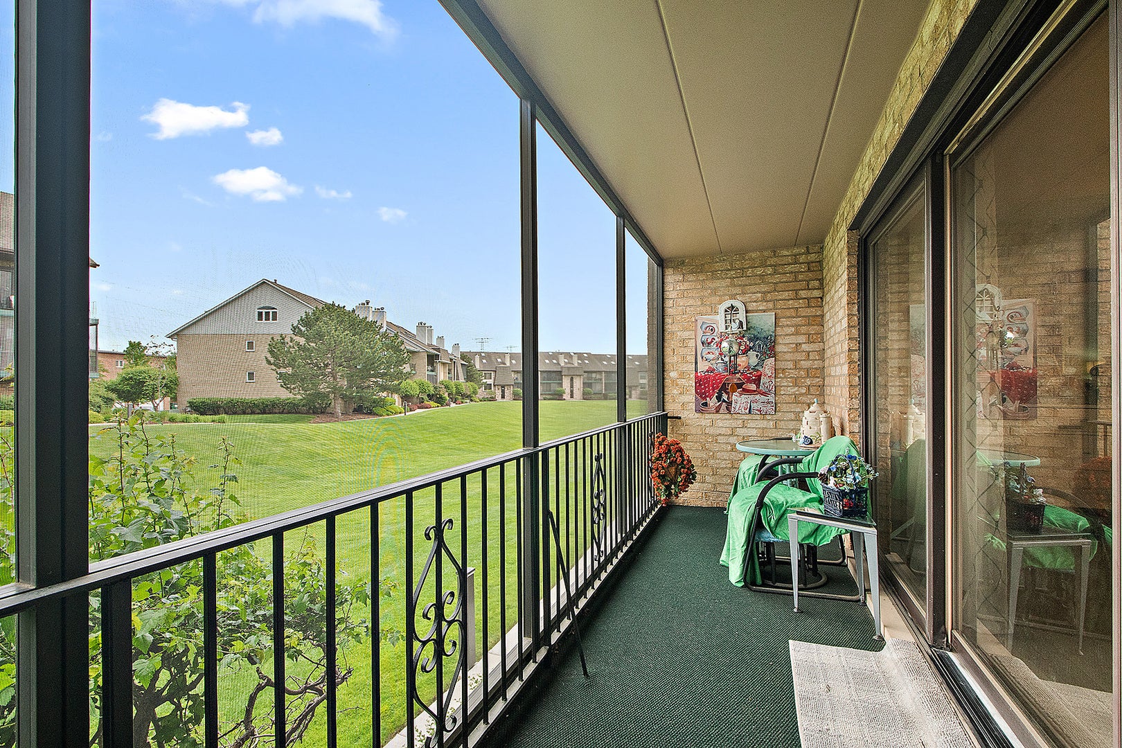 15703 Old Orchard Court, #1S, Orland Park, IL 60462 15703 Old Orchard Court, #1S, Orland Park, IL 60462