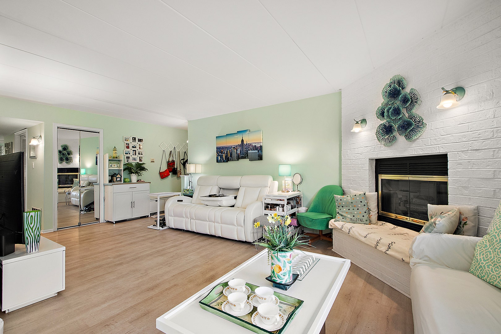15703 Old Orchard Court, #1S, Orland Park, IL 60462 15703 Old Orchard Court, #1S, Orland Park, IL 60462