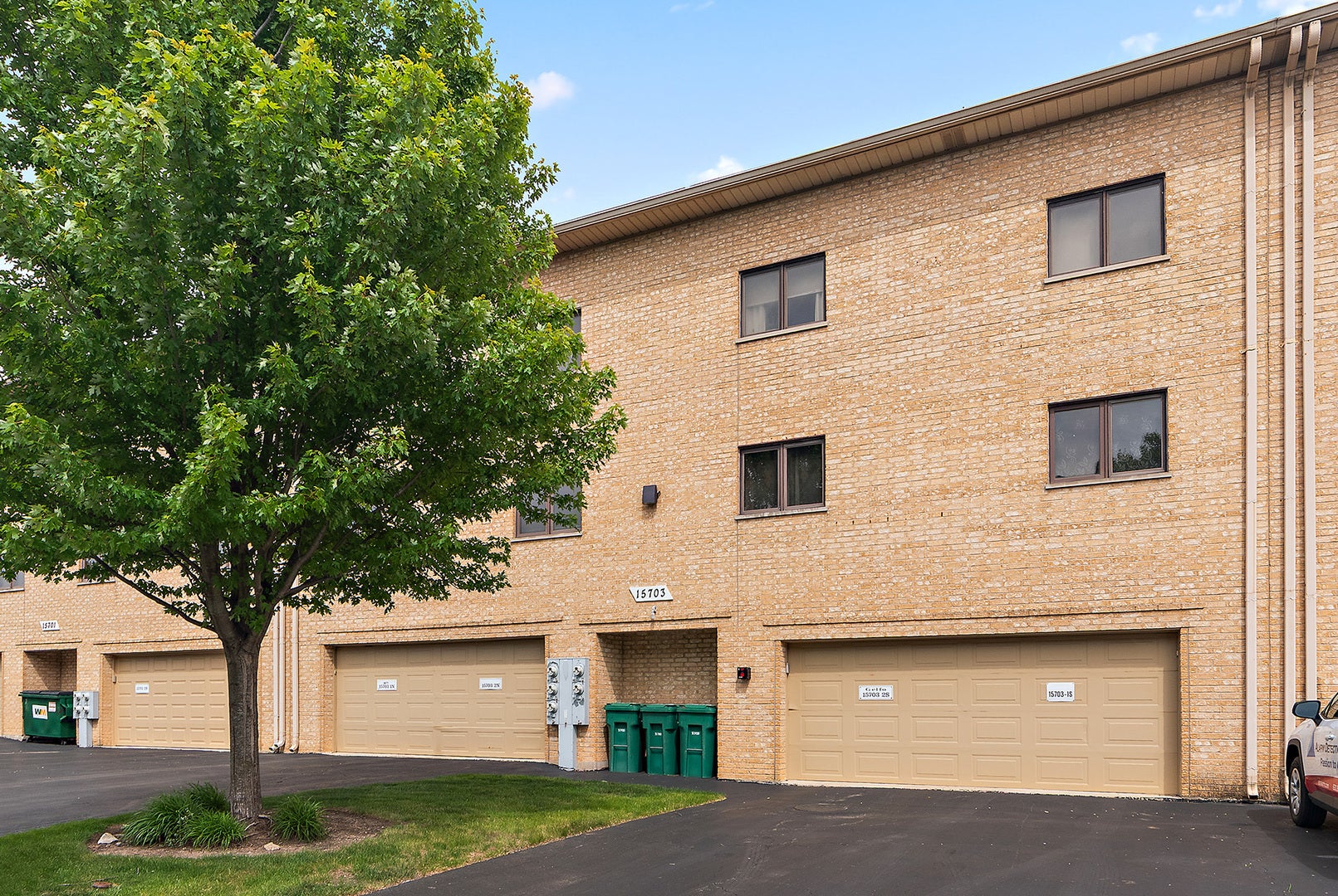 15703 Old Orchard Court, #1S, Orland Park, IL 60462 15703 Old Orchard Court, #1S, Orland Park, IL 60462