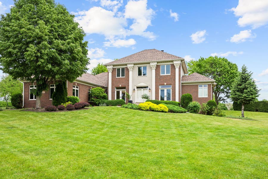 Property photo for 10N767 Newport Court, Elgin, IL
