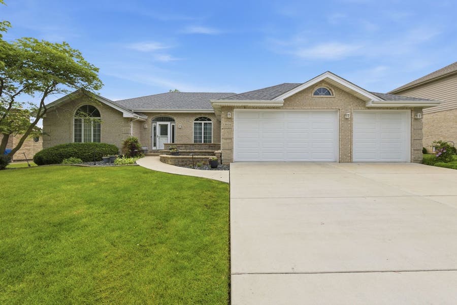 Property photo for 13616 Lost Boy Lane, Homer Glen, IL