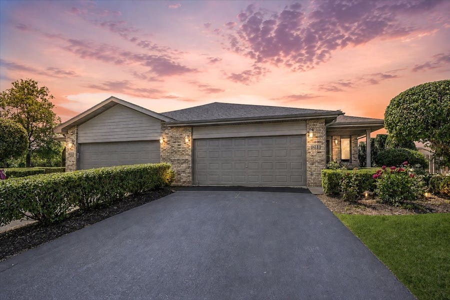 Property photo for 1288 Baileys Crossing Drive, Lemont, IL