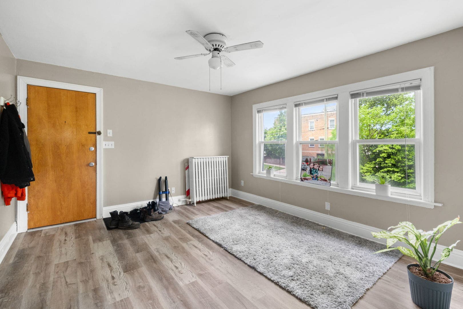 607 Walnut Street, Lemont, IL 60439 607 Walnut Street, Lemont, IL 60439