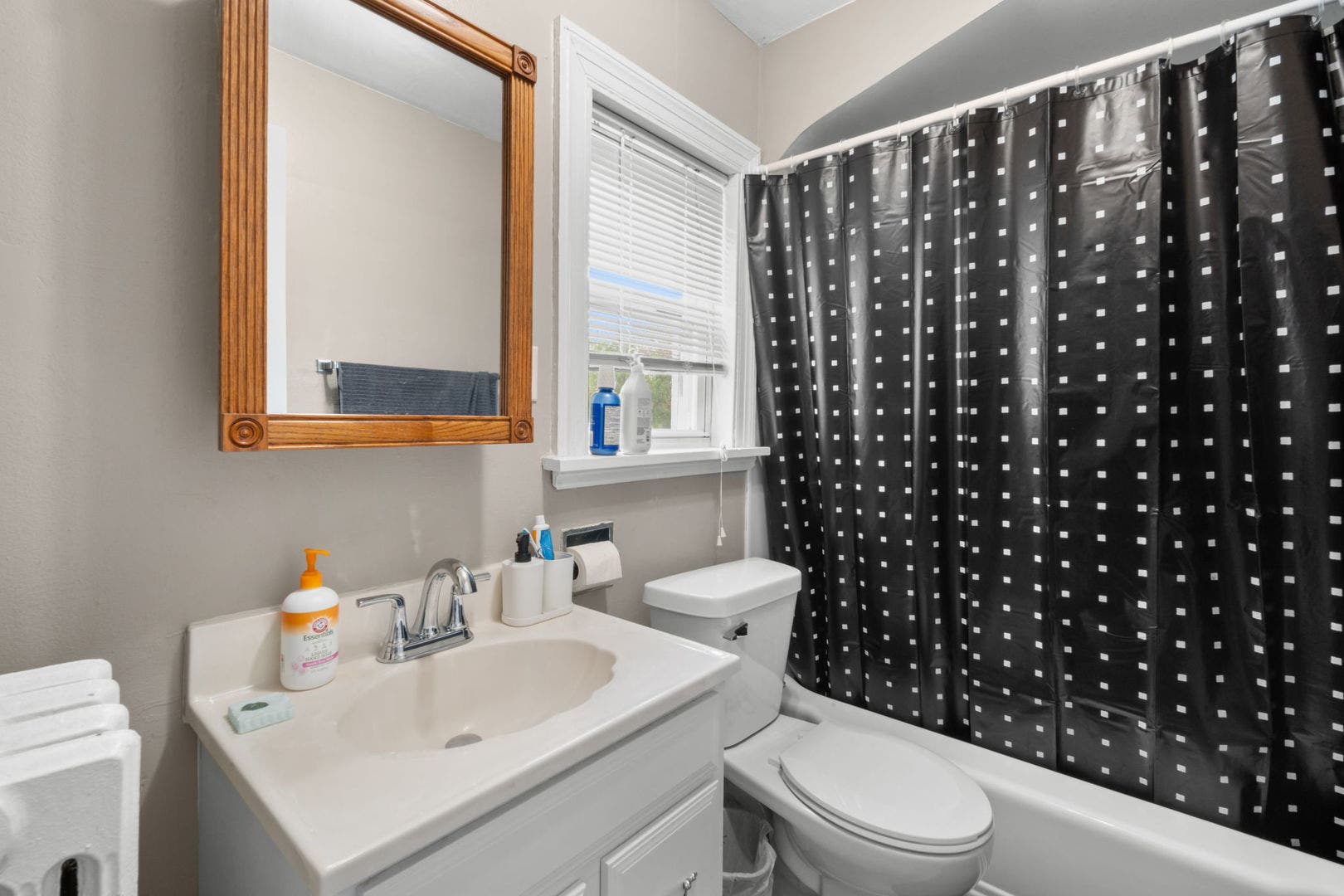 607 Walnut Street, Lemont, IL 60439 607 Walnut Street, Lemont, IL 60439