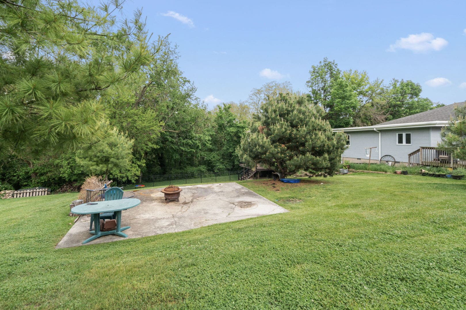 607 Walnut Street, Lemont, IL 60439 607 Walnut Street, Lemont, IL 60439