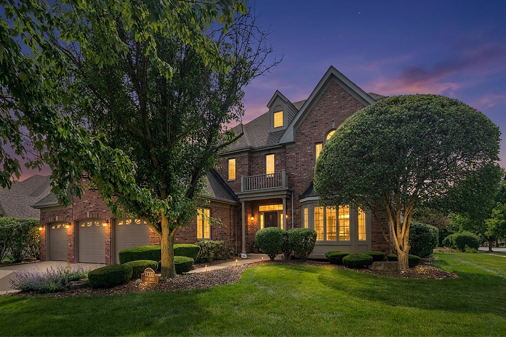17320 Elk Drive, Orland Park, IL 60467