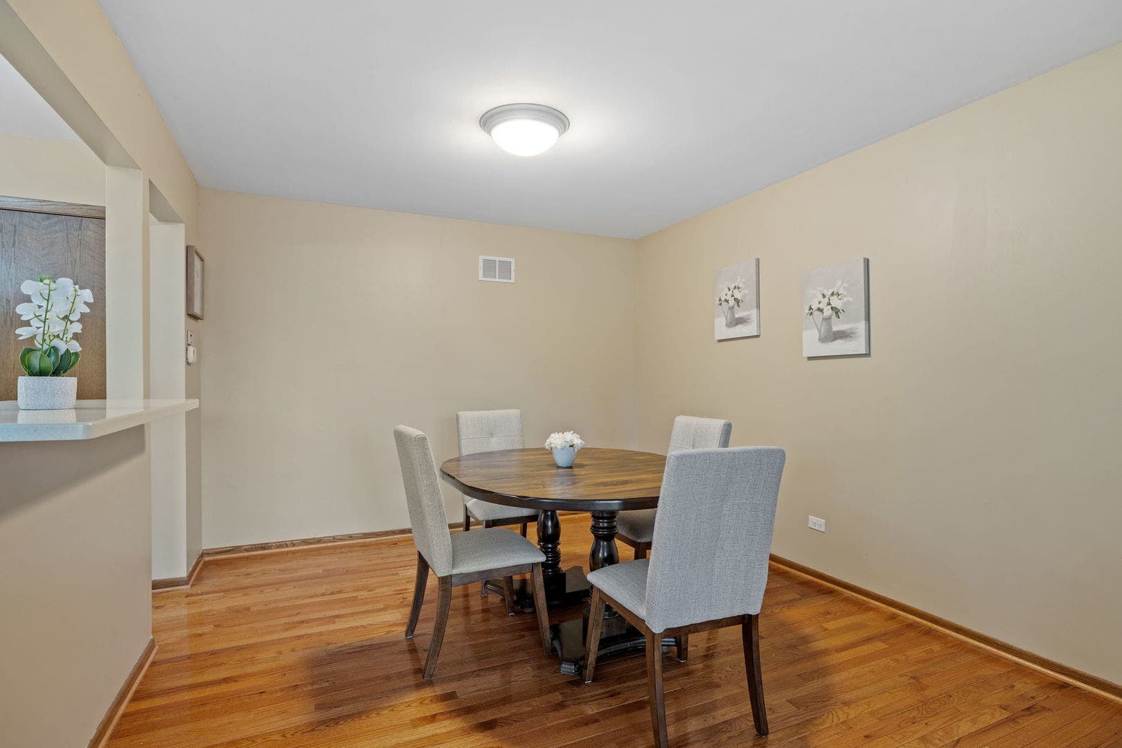 15602 Violet Court, #31, Orland Park, IL 60462 15602 Violet Court, #31, Orland Park, IL 60462