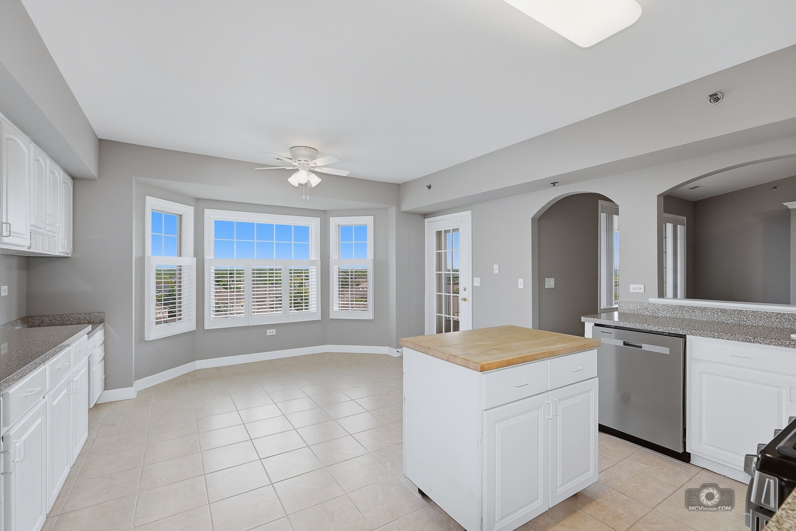 7927 Trinity Circle, #4SW, Tinley Park, IL 60487 7927 Trinity Circle, #4SW, Tinley Park, IL 60487