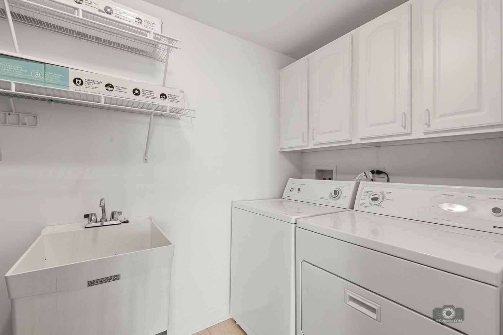 7927 Trinity Circle, #4SW, Tinley Park, IL 60487 7927 Trinity Circle, #4SW, Tinley Park, IL 60487
