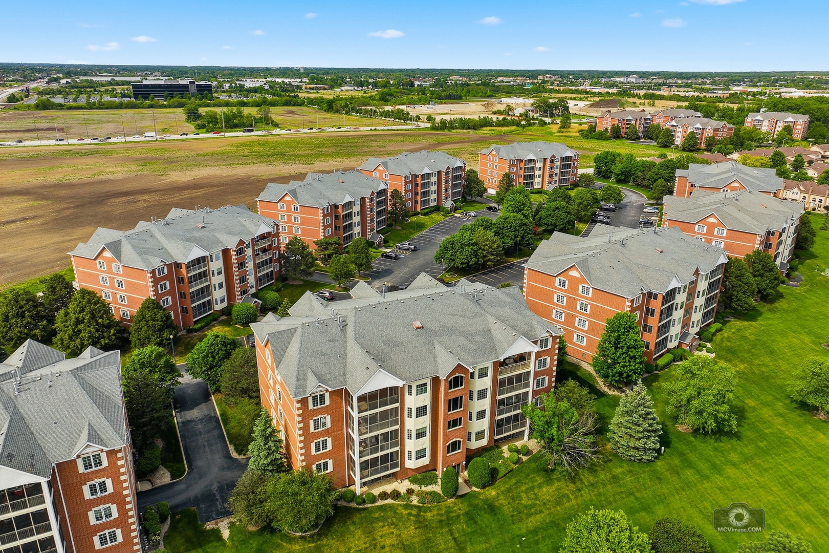 7927 Trinity Circle, #4SW, Tinley Park, IL 60487 7927 Trinity Circle, #4SW, Tinley Park, IL 60487
