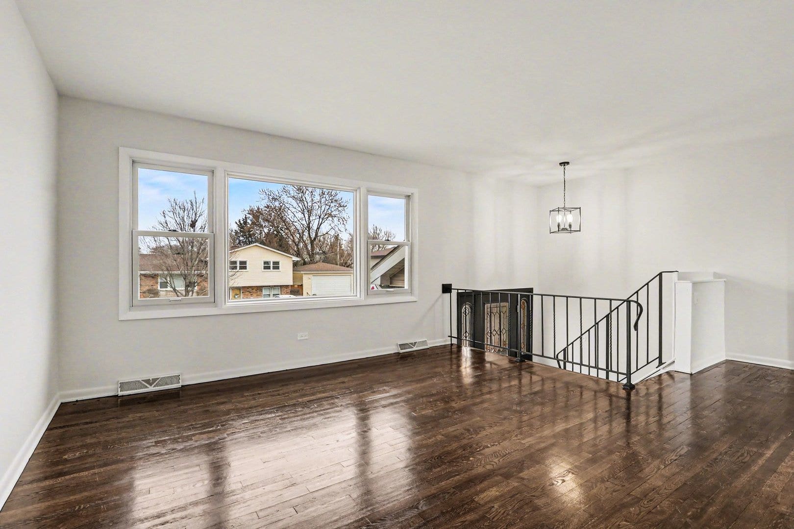 6607 163rd Place, Tinley Park, IL 60477 6607 163rd Place, Tinley Park, IL 60477