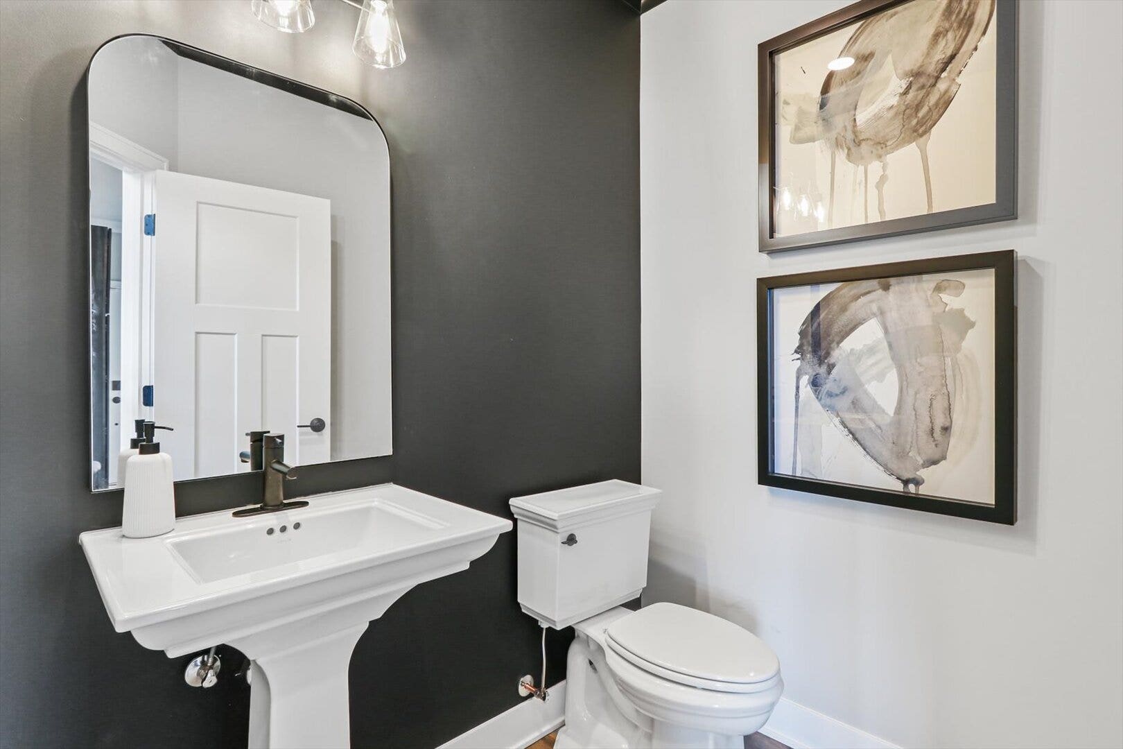 3812 Williams Street, Downers Grove, IL 60515 3812 Williams Street, Downers Grove, IL 60515