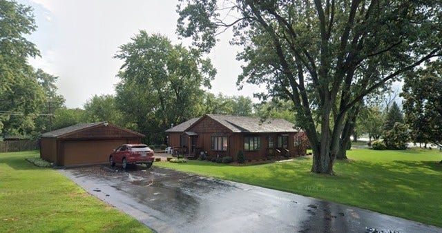 8240 W 135 Street, Orland Park, IL 60462 8240 W 135 Street, Orland Park, IL 60462