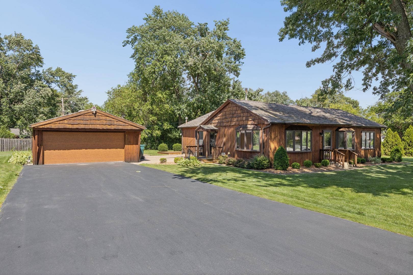 8240 W 135 Street, Orland Park, IL 60462 8240 W 135 Street, Orland Park, IL 60462