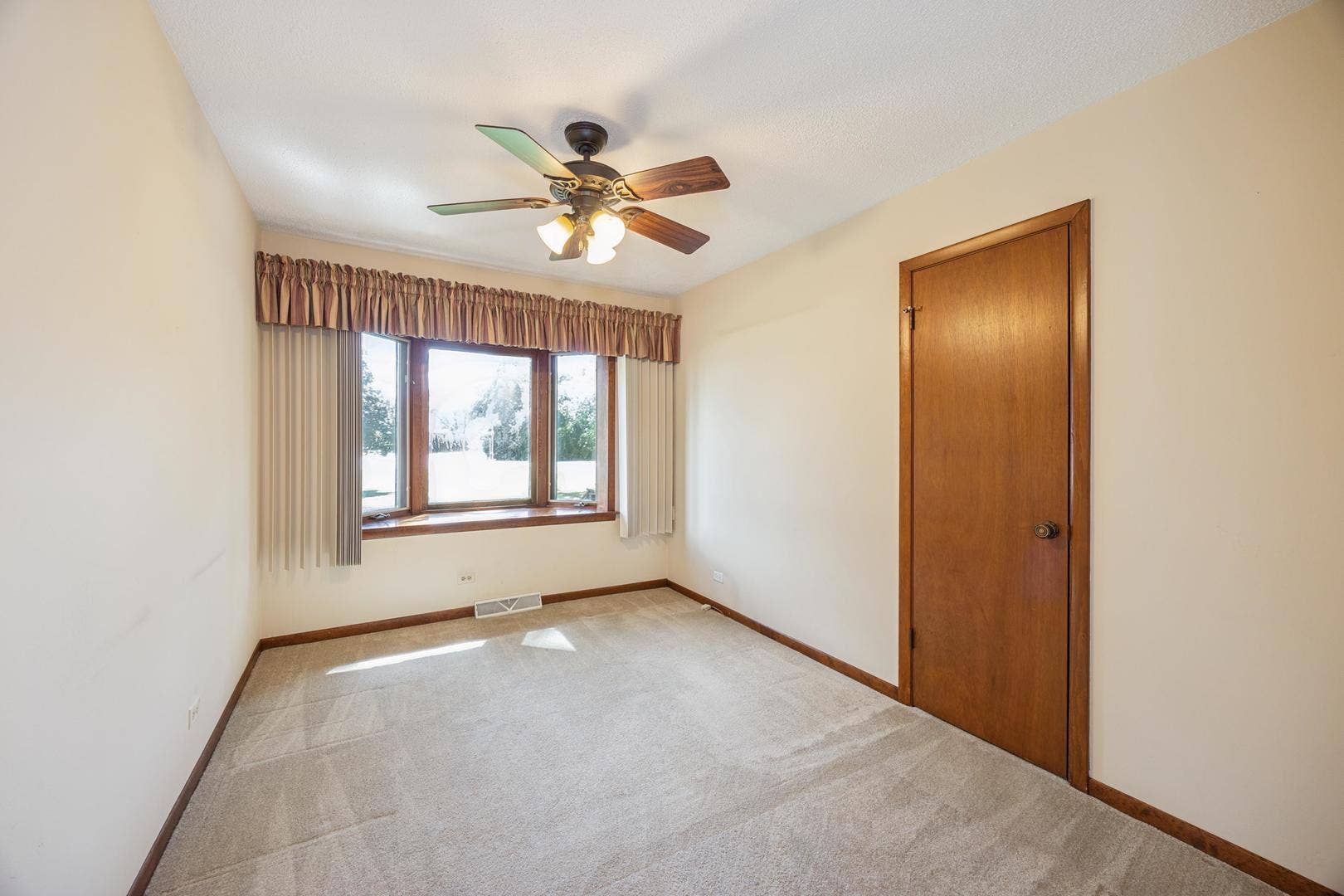 8240 W 135 Street, Orland Park, IL 60462 8240 W 135 Street, Orland Park, IL 60462