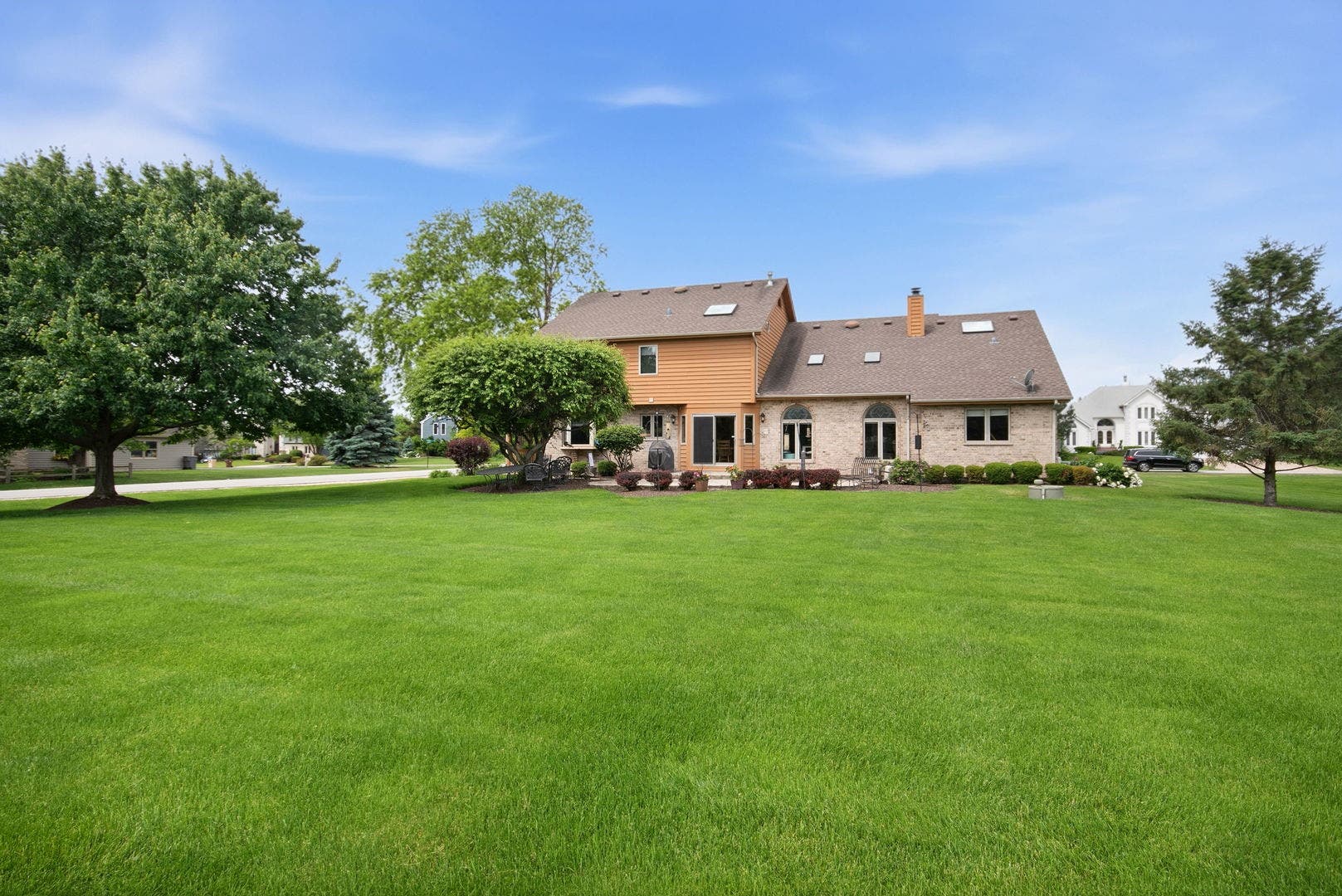 1223 Leinster Drive, Lemont, IL 60439 1223 Leinster Drive, Lemont, IL 60439
