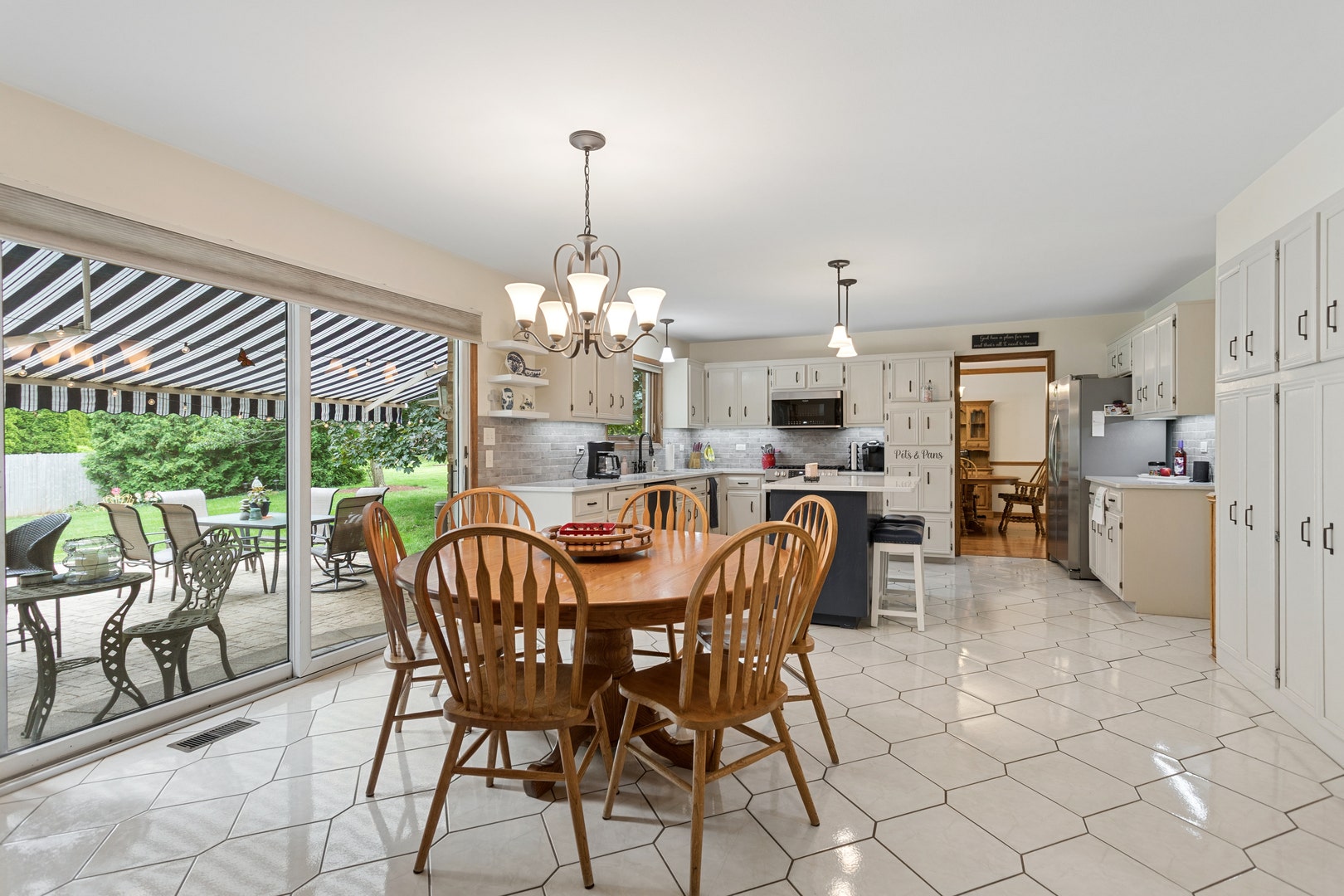13829 S Teakwood Drive, Homer Glen, IL 60491 13829 S Teakwood Drive, Homer Glen, IL 60491