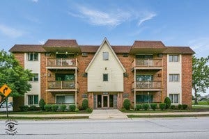6655 172nd Street, #2A, Tinley Park, IL 60477