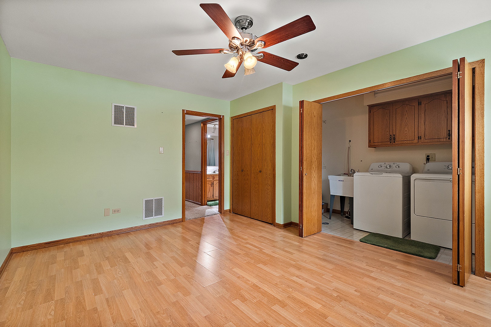 18059 Florida Court, #118, Orland Park, IL 60467 18059 Florida Court, #118, Orland Park, IL 60467