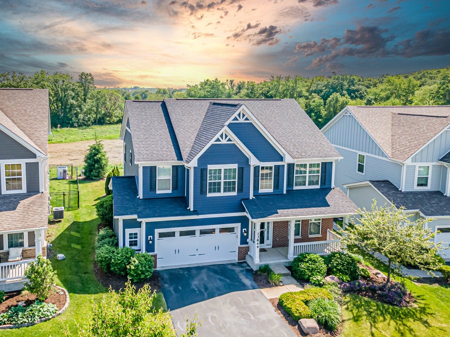 Property photo for 13849 Anne Drive, Lemont, IL