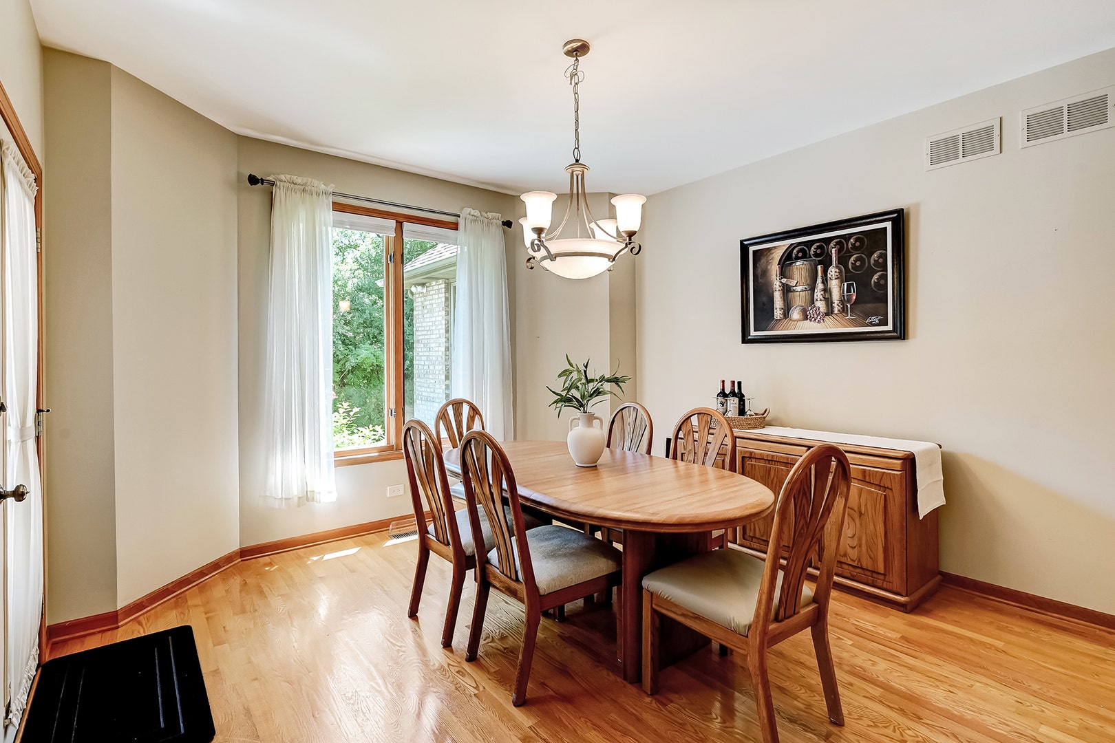 Breakfast Room