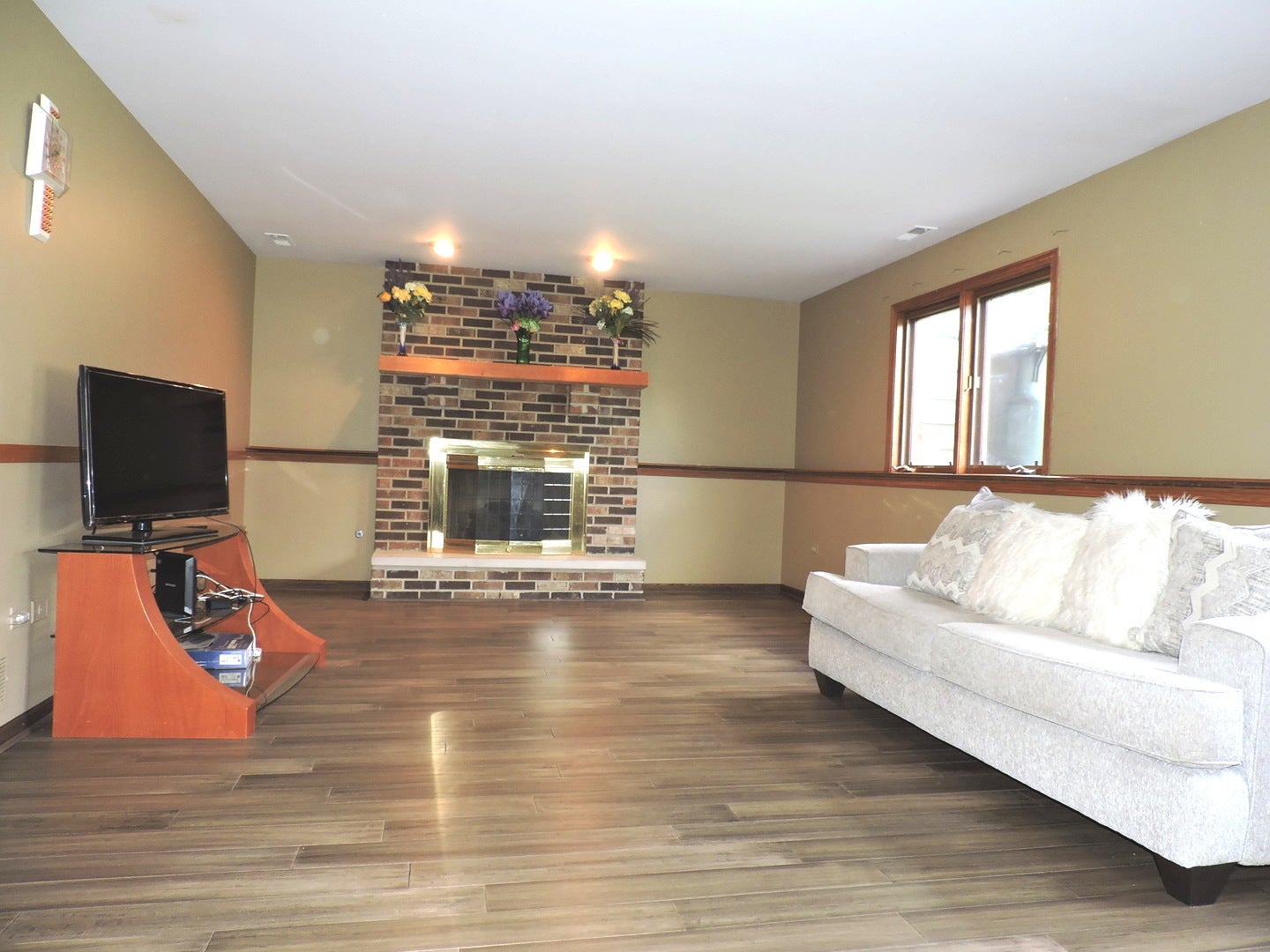 6931 Coachwood Trail, Tinley Park, IL 60477 6931 Coachwood Trail, Tinley Park, IL 60477