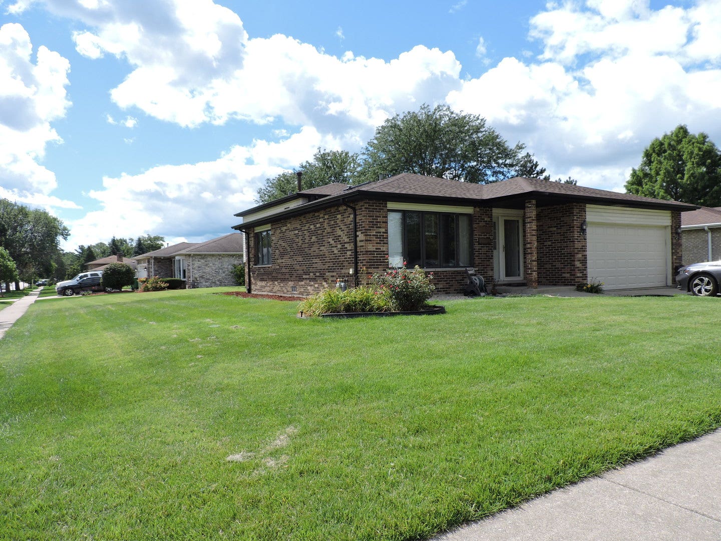 6931 Coachwood Trail, Tinley Park, IL 60477 6931 Coachwood Trail, Tinley Park, IL 60477