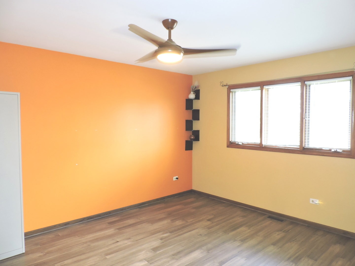 6931 Coachwood Trail, Tinley Park, IL 60477 6931 Coachwood Trail, Tinley Park, IL 60477