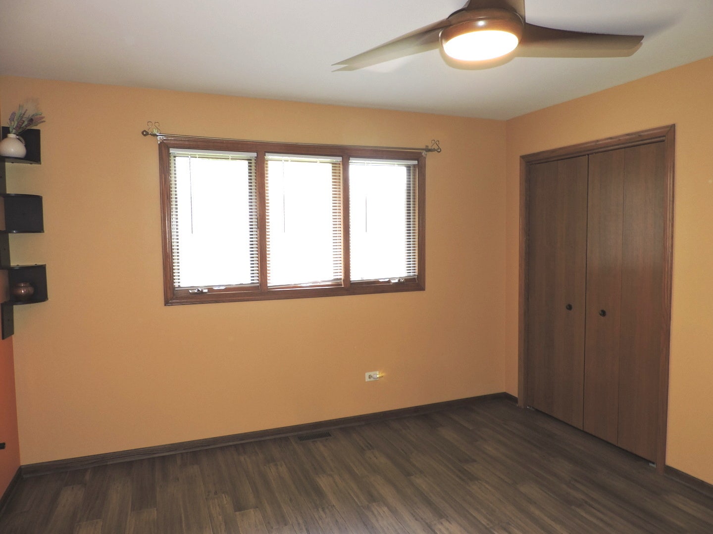 6931 Coachwood Trail, Tinley Park, IL 60477 6931 Coachwood Trail, Tinley Park, IL 60477