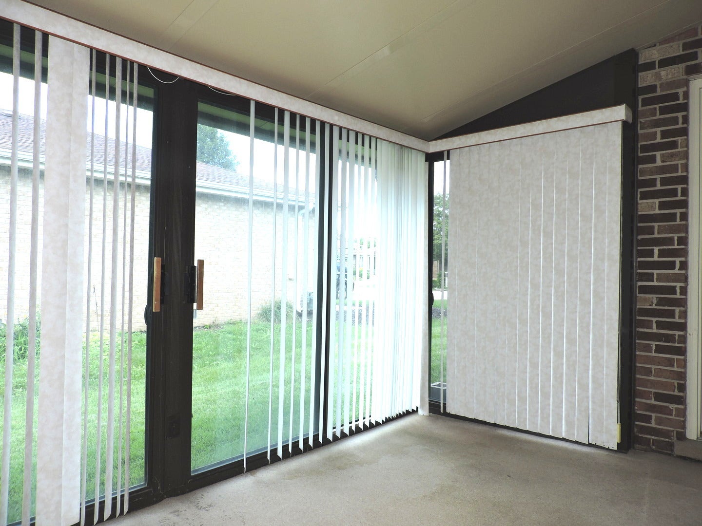 6931 Coachwood Trail, Tinley Park, IL 60477 6931 Coachwood Trail, Tinley Park, IL 60477