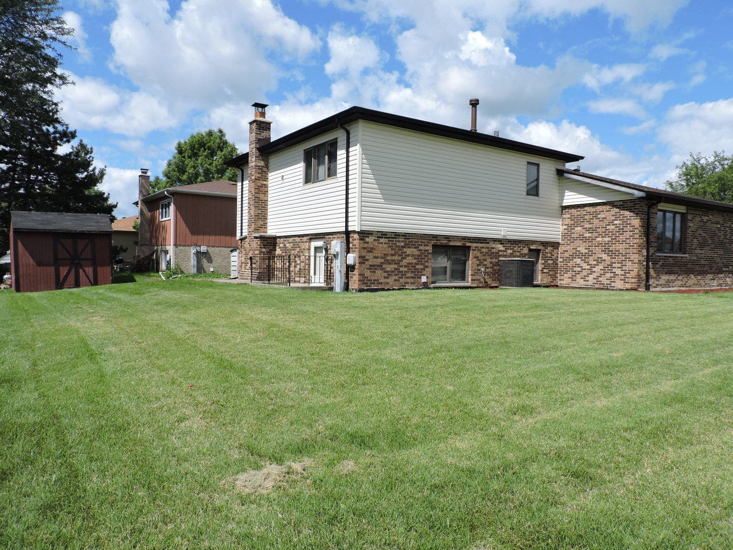 6931 Coachwood Trail, Tinley Park, IL 60477 6931 Coachwood Trail, Tinley Park, IL 60477