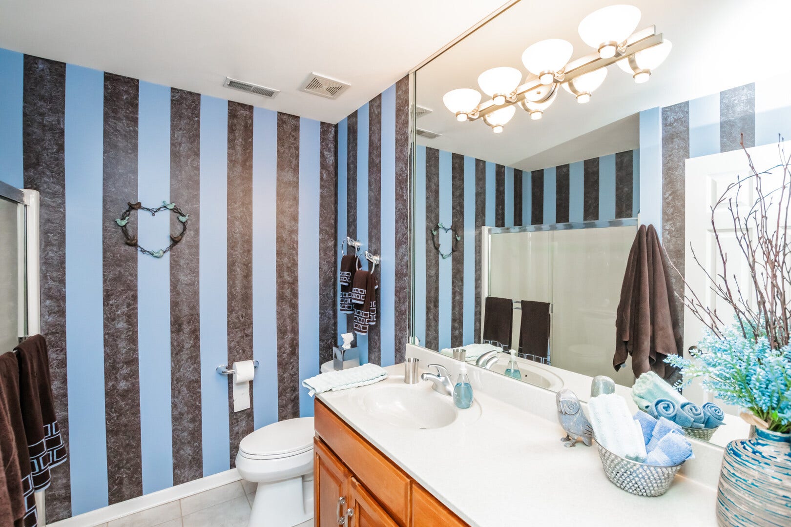 18120 Bramlett Drive, Tinley Park, IL 60487 18120 Bramlett Drive, Tinley Park, IL 60487