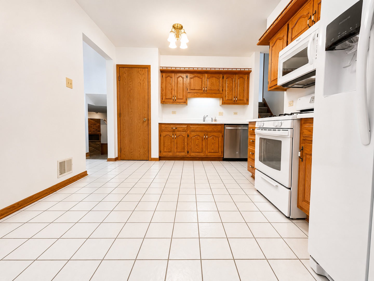 18222 Michigan Court, Orland Park, IL 60467 18222 Michigan Court, Orland Park, IL 60467