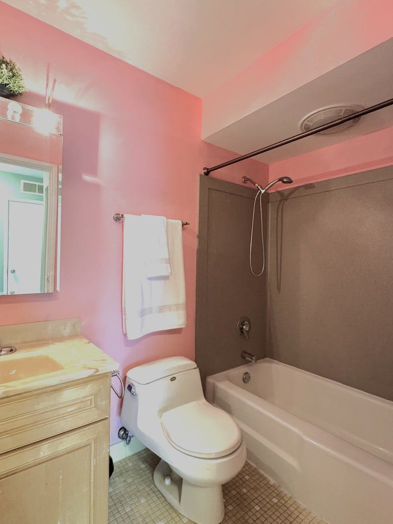 7303 Grand Avenue, #AA-205, Downers Grove, IL 60516 7303 Grand Avenue, #AA-205, Downers Grove, IL 60516