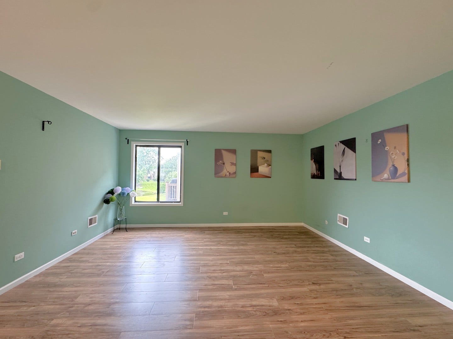 7303 Grand Avenue, #AA-205, Downers Grove, IL 60516 7303 Grand Avenue, #AA-205, Downers Grove, IL 60516