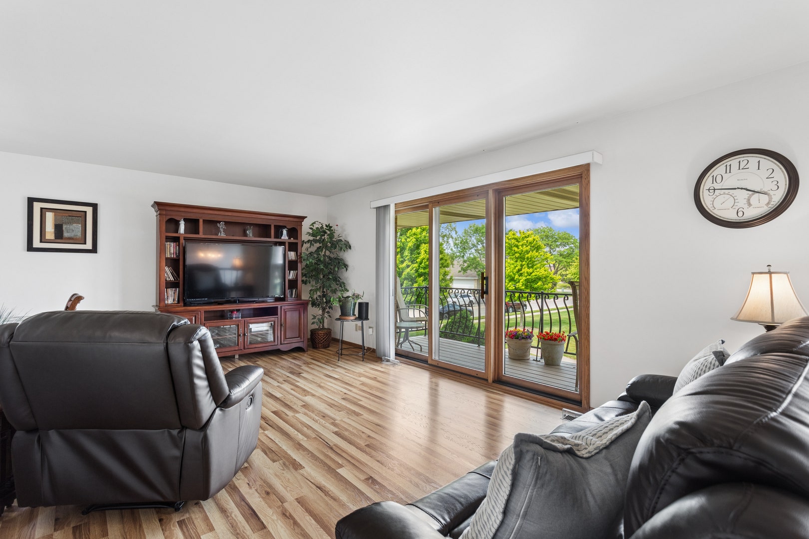 10629 Lynn Drive, #115, Orland Park, IL 60467 10629 Lynn Drive, #115, Orland Park, IL 60467