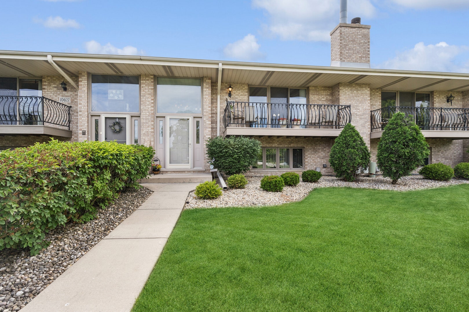 10629 Lynn Drive, #115, Orland Park, IL 60467 10629 Lynn Drive, #115, Orland Park, IL 60467