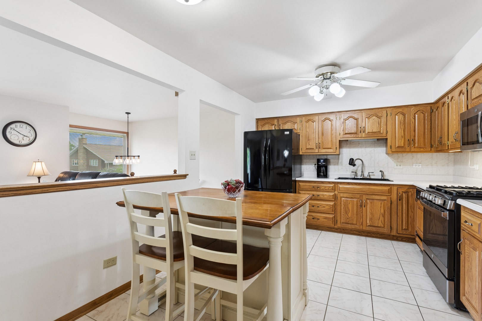 10629 Lynn Drive, #115, Orland Park, IL 60467 10629 Lynn Drive, #115, Orland Park, IL 60467