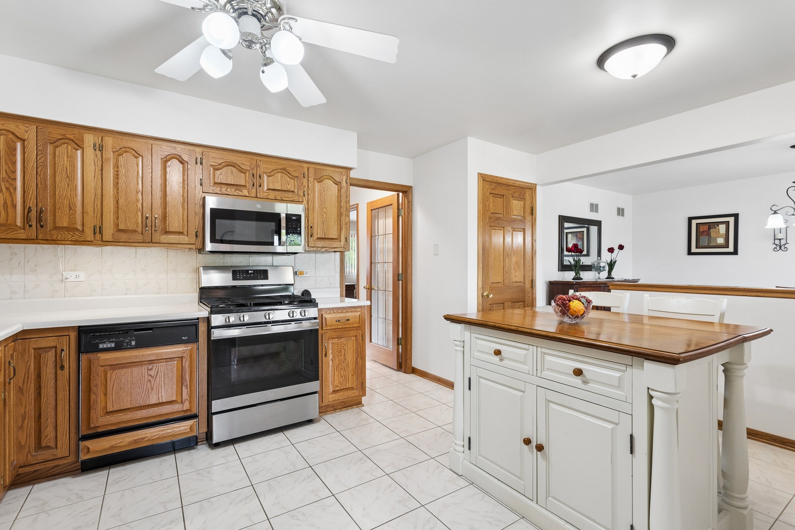10629 Lynn Drive, #115, Orland Park, IL 60467 10629 Lynn Drive, #115, Orland Park, IL 60467