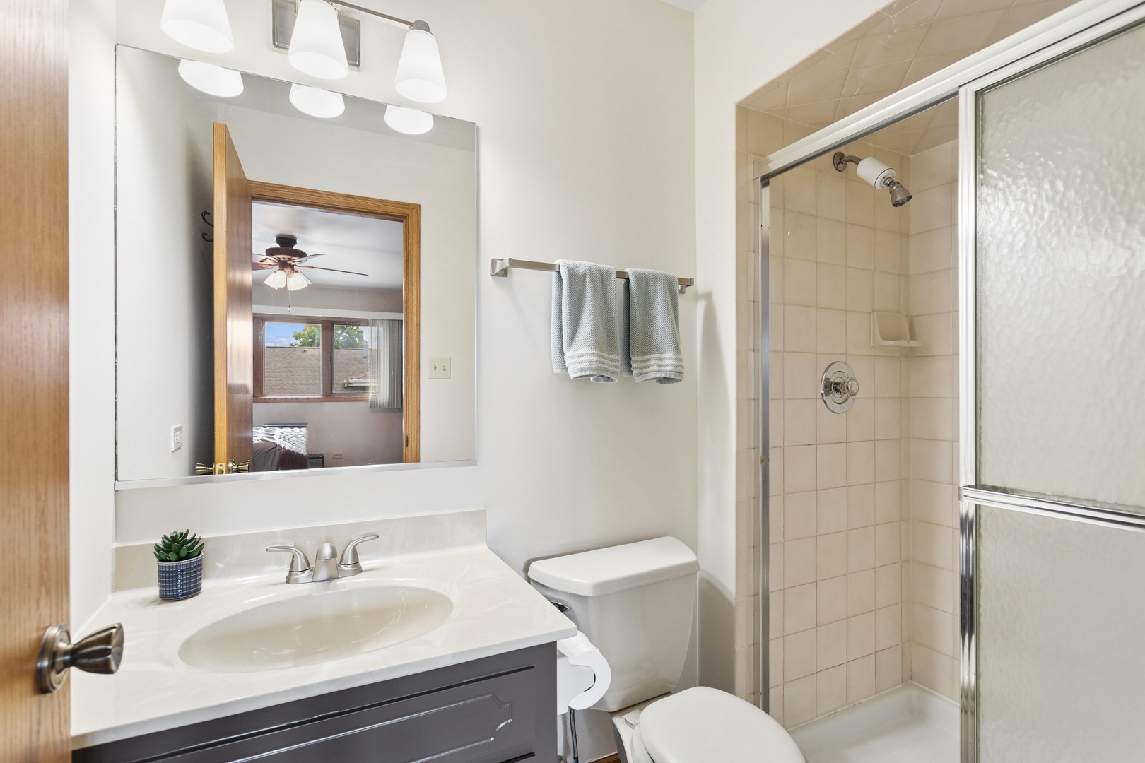 10629 Lynn Drive, #115, Orland Park, IL 60467 10629 Lynn Drive, #115, Orland Park, IL 60467