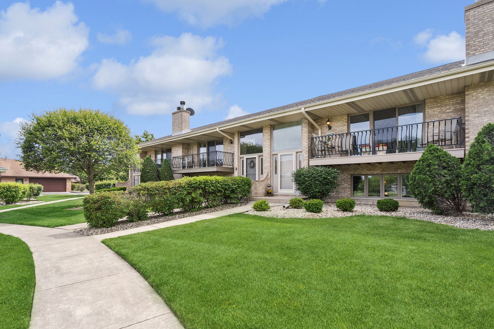 10629 Lynn Drive, #115, Orland Park, IL 60467 10629 Lynn Drive, #115, Orland Park, IL 60467