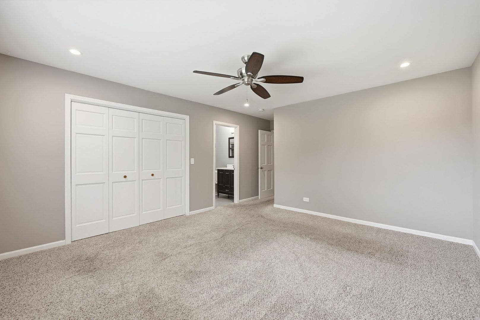 416 Ingleside Drive, Bolingbrook, IL 60490