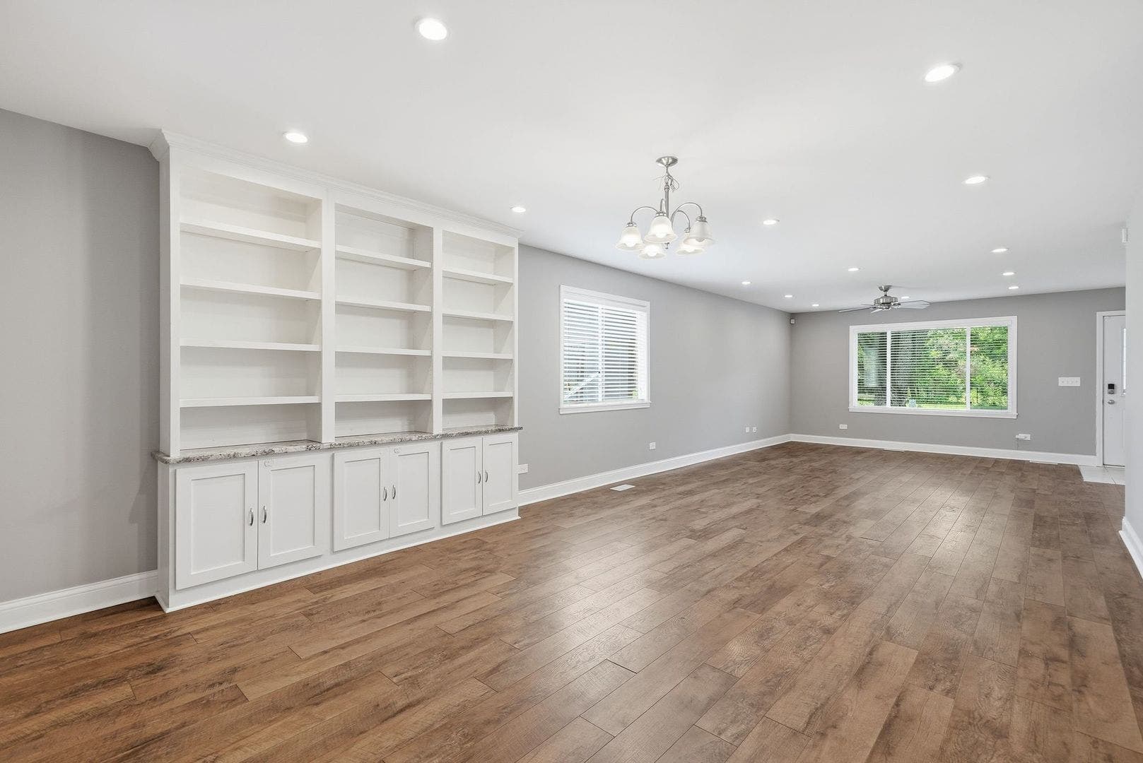 416 Ingleside Drive, Bolingbrook, IL 60490