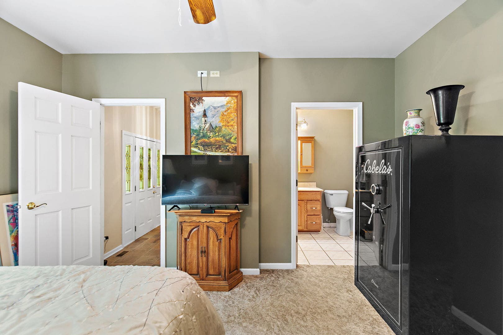 12N185 Muirhead Road, Elgin, IL 60123 Secondary Master Suite/ In-law Room; Bedroom has o